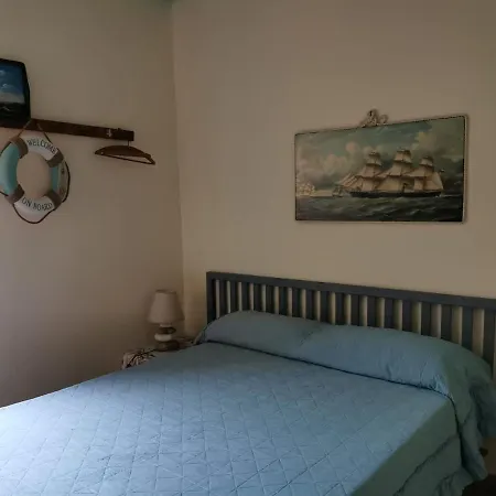 Itaca Konukevi Varazze