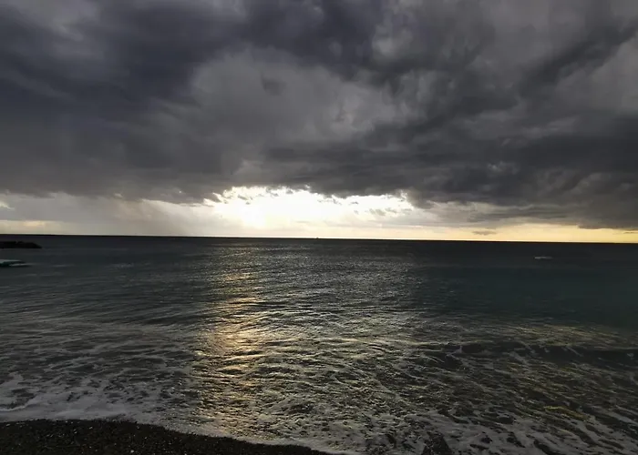 Πανσιόν Itaca Varazze